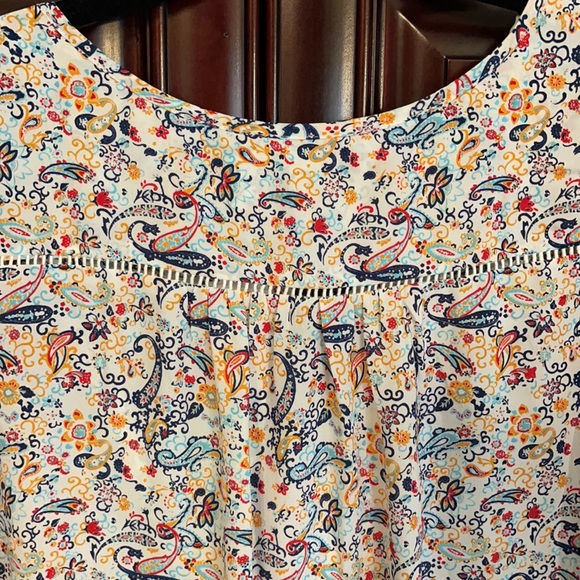 Collective Concepts Top NWT Medium Stitch Fix - Picture 7 of 9